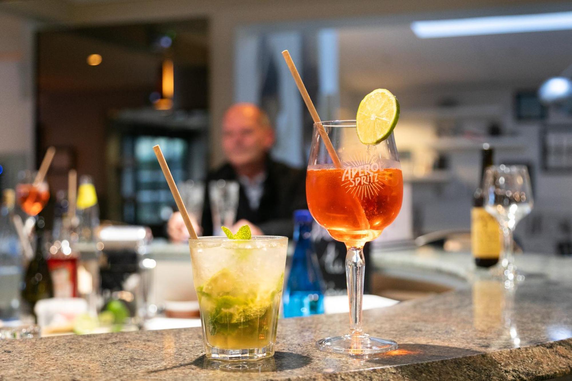 Logis, Hotel Au Chene Vert 普勒林 外观 照片